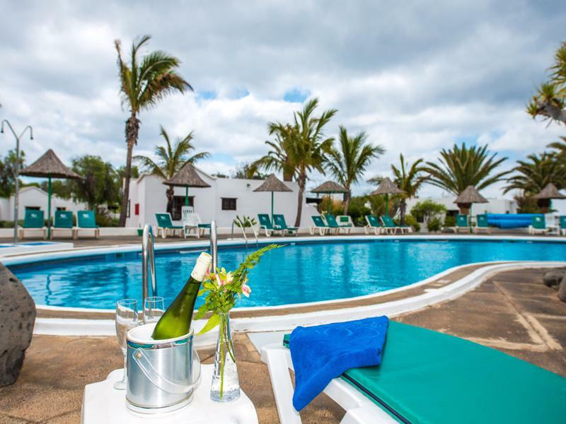 Ona Las Casitas Playa Blanca  Bagian luar foto